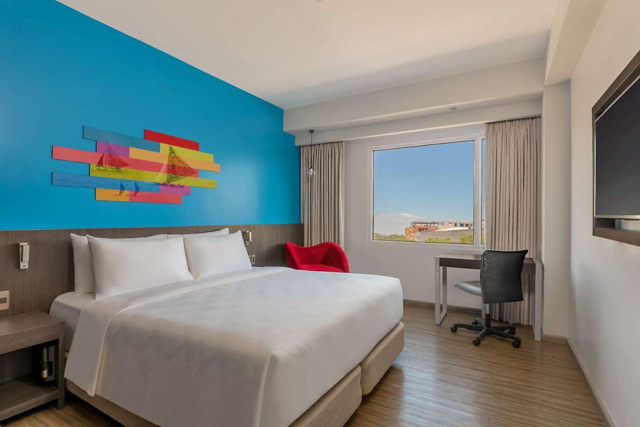 Park Inn By Radisson Iloilo Bagian luar foto