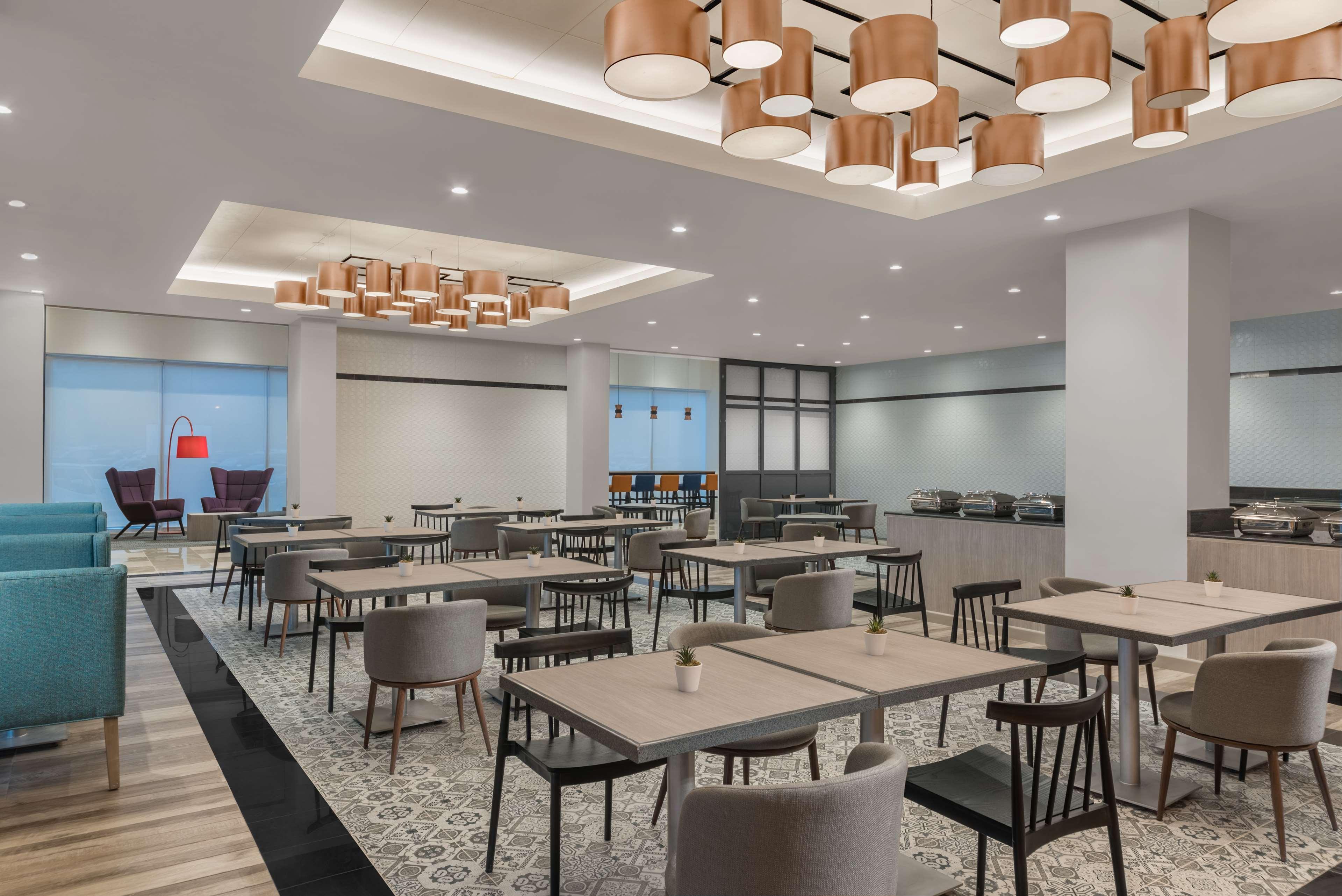 Park Inn By Radisson Iloilo Bagian luar foto