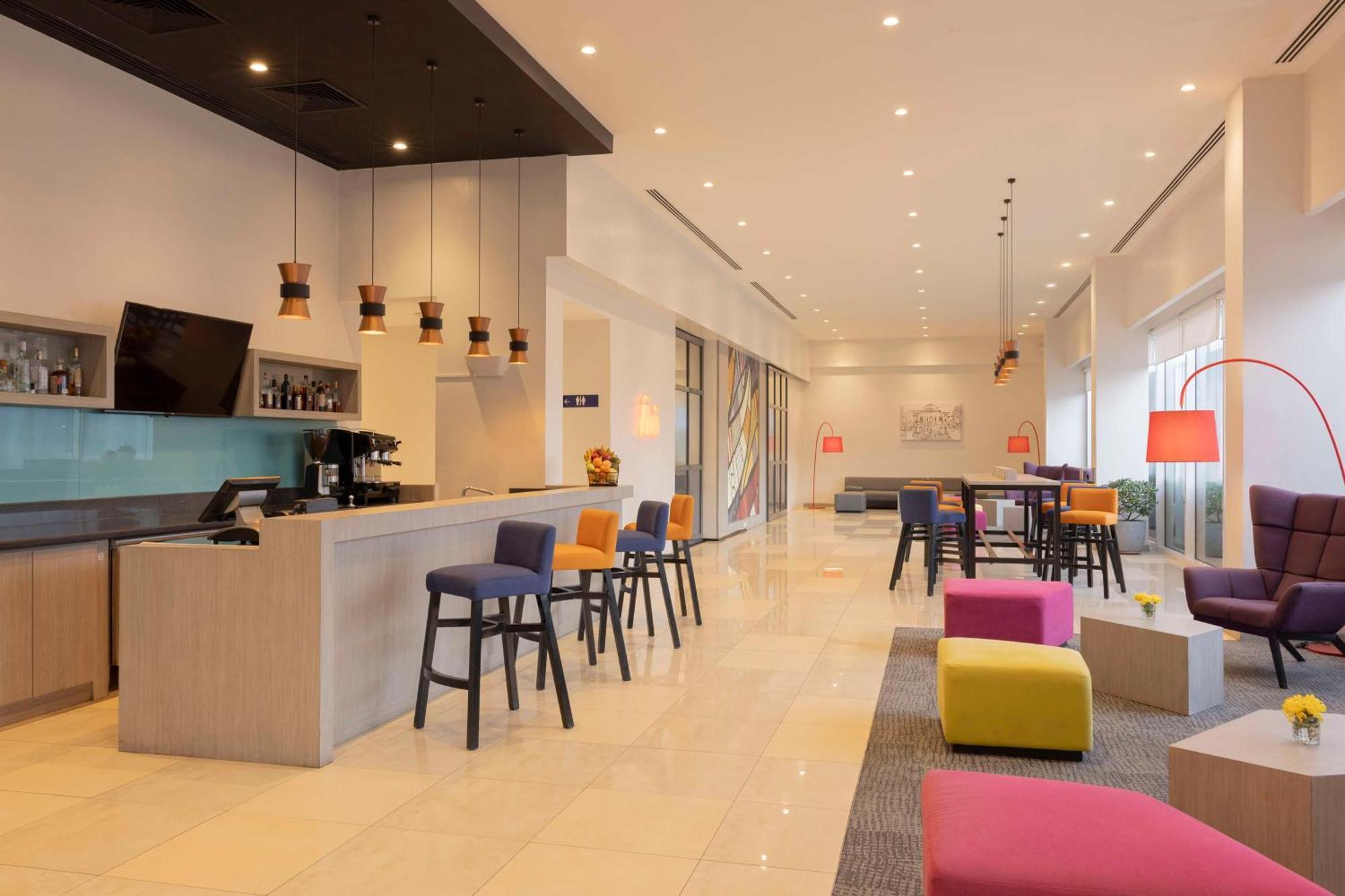 Park Inn By Radisson Iloilo Bagian luar foto