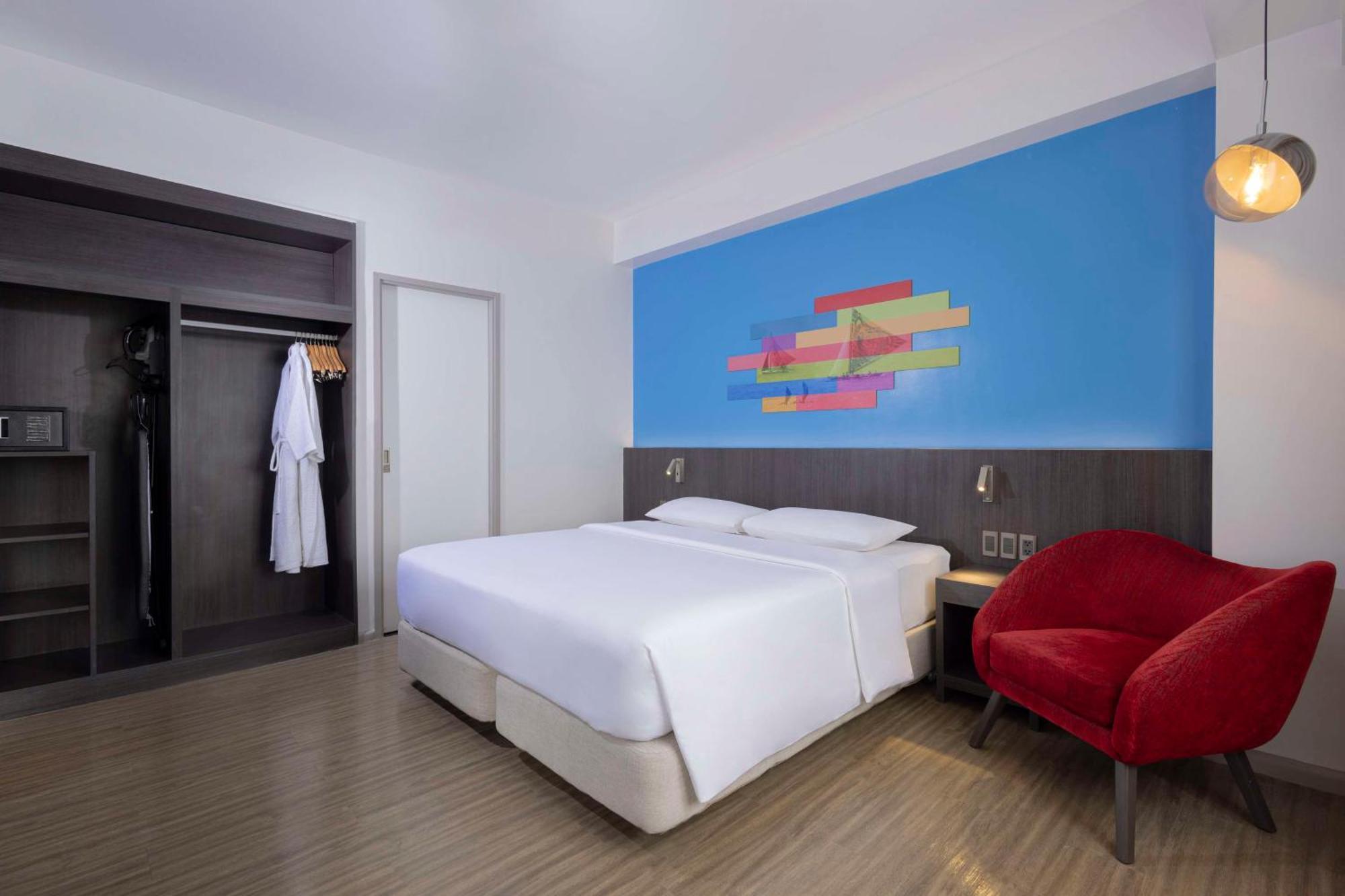 Park Inn By Radisson Iloilo Bagian luar foto
