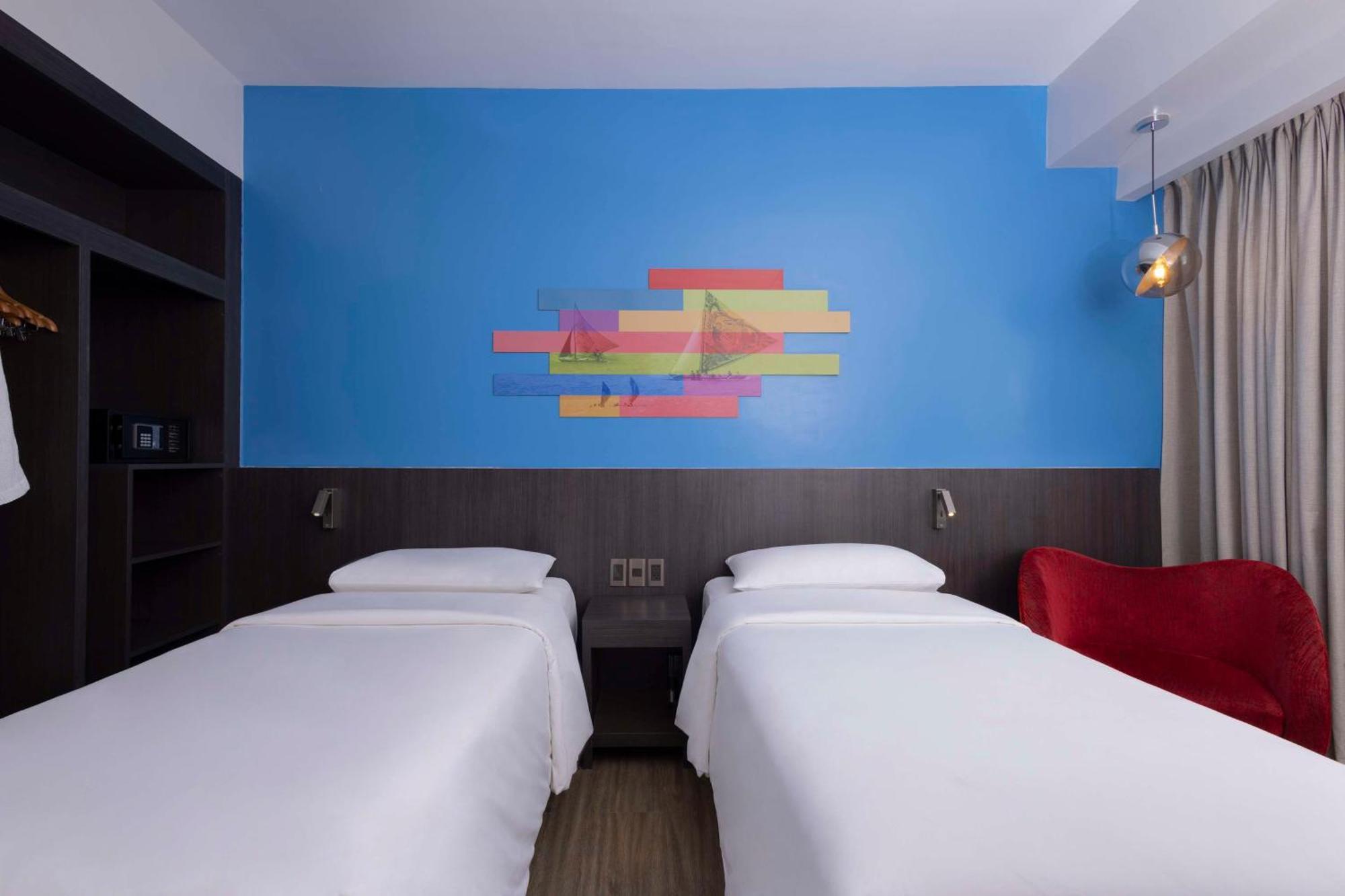 Park Inn By Radisson Iloilo Bagian luar foto